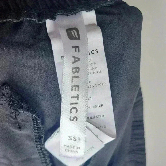 Fabletics NWT New Valerie Jogger Black Drawstring Size Small - Picture 10 of 12